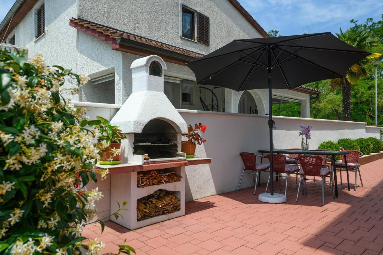 Apartments Somi Пореч Екстер'єр фото