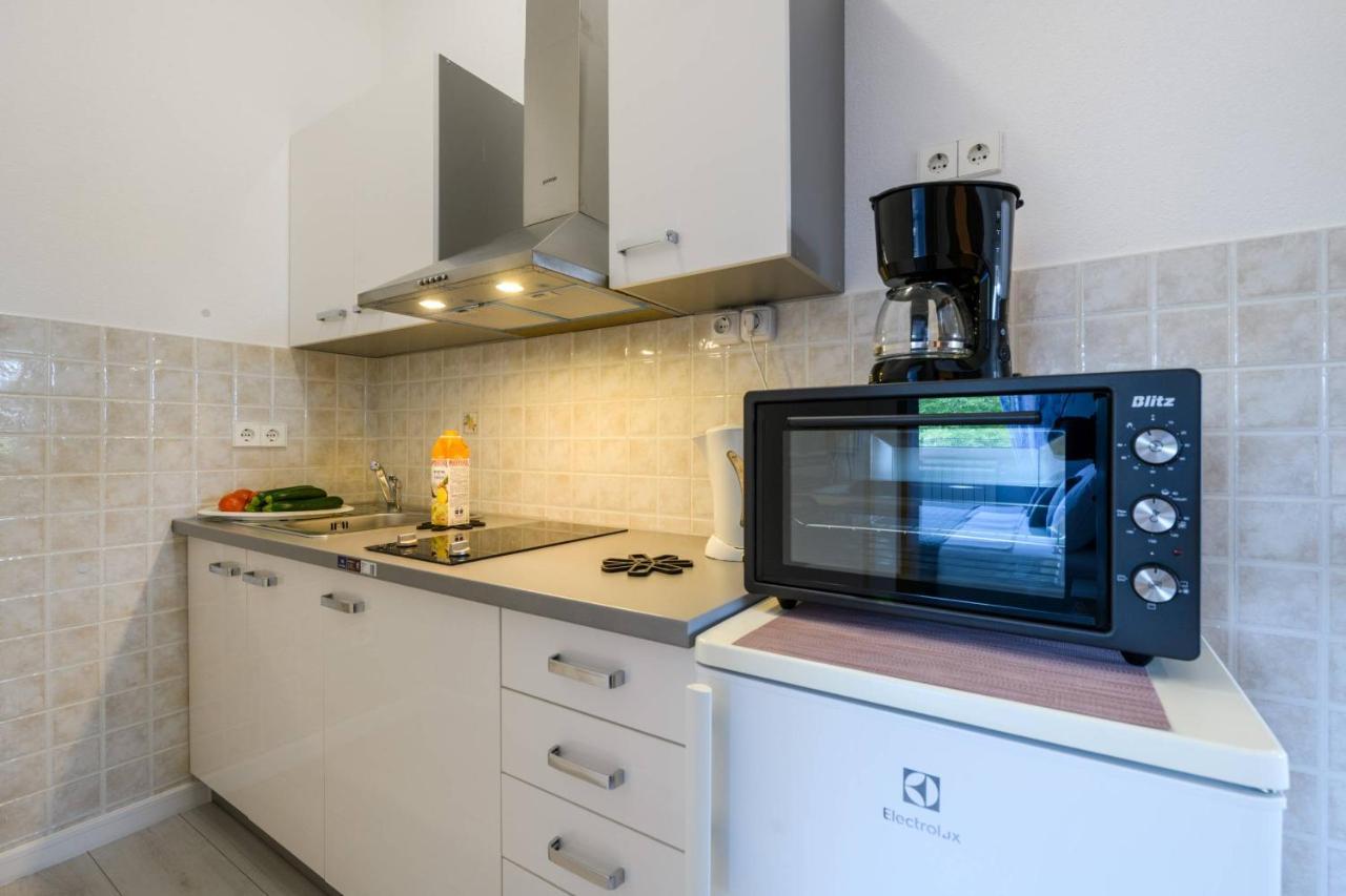 Apartments Somi Пореч Екстер'єр фото