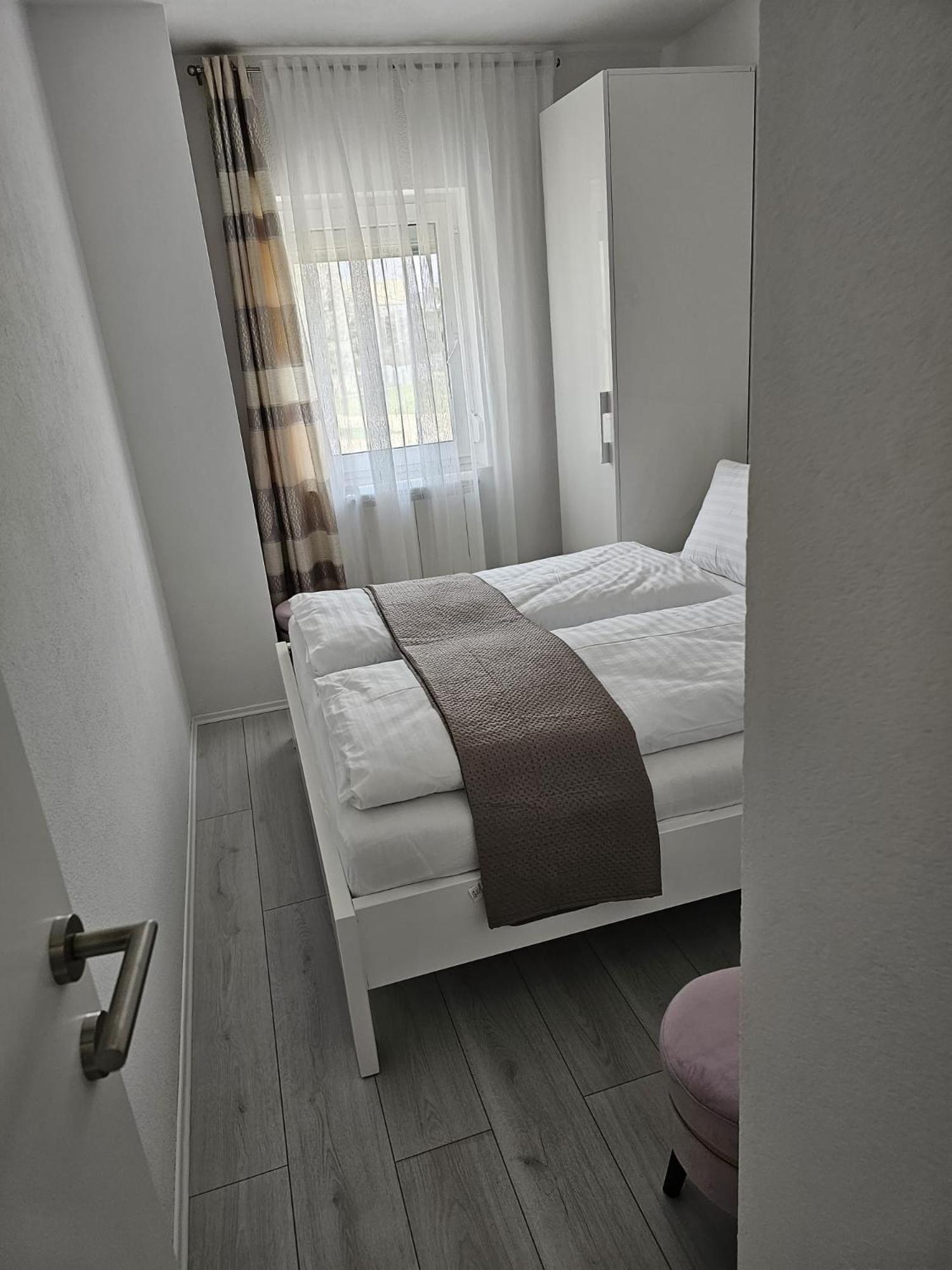 Apartments Somi Пореч Екстер'єр фото